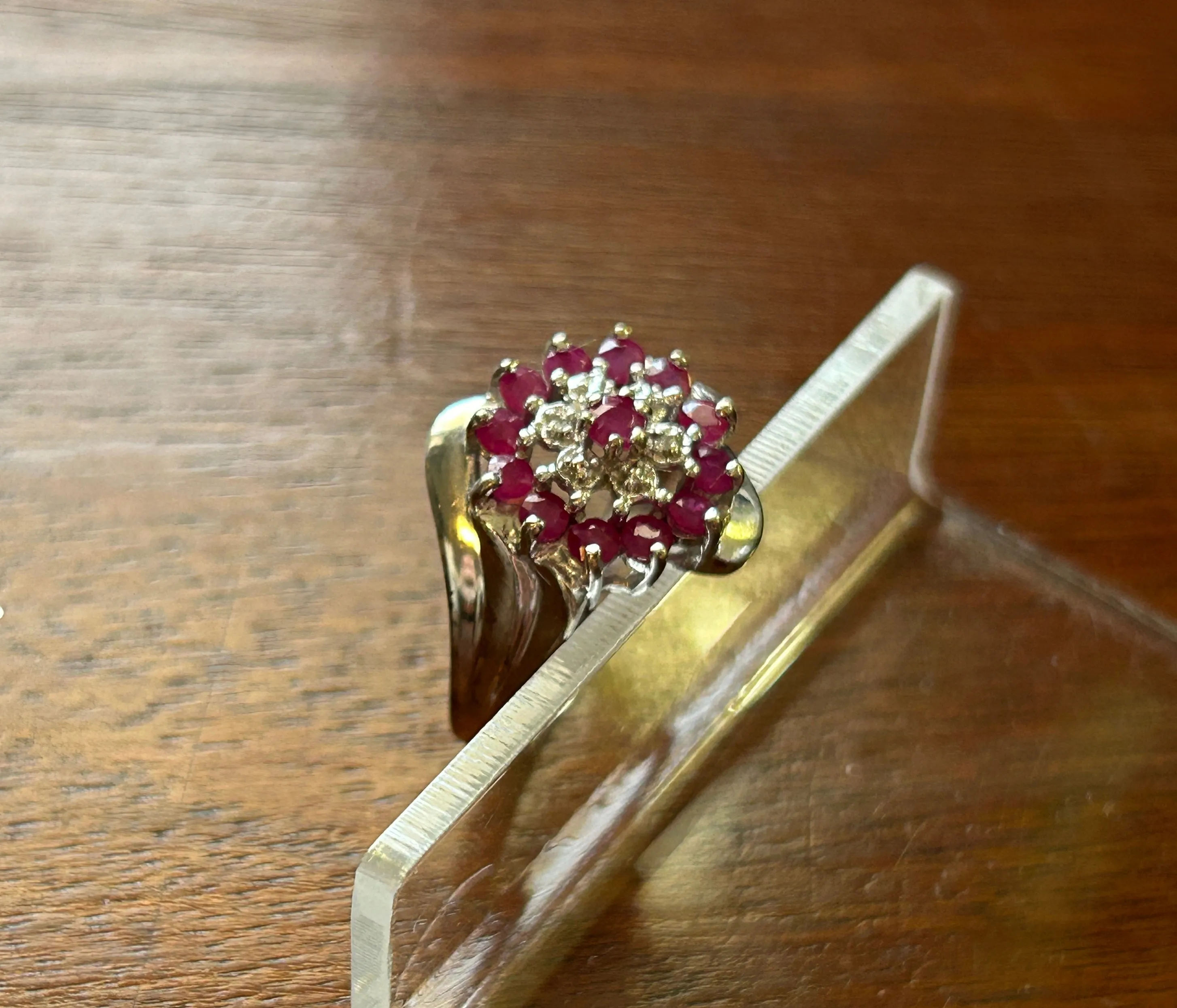 10k White Gold Ruby Diamond Cluster Cocktail Ring Sz 7