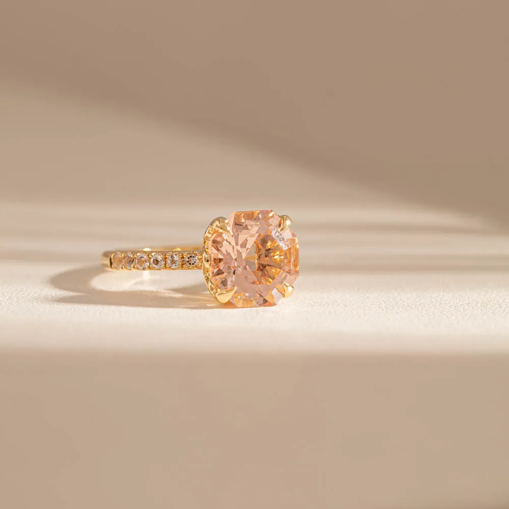 18ct Yellow Gold Morganite Octavus Ring