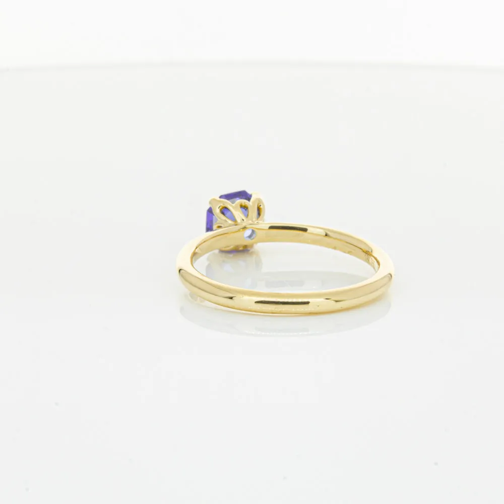 18ct Yellow Gold Tanzanite Mini Octavia Ring