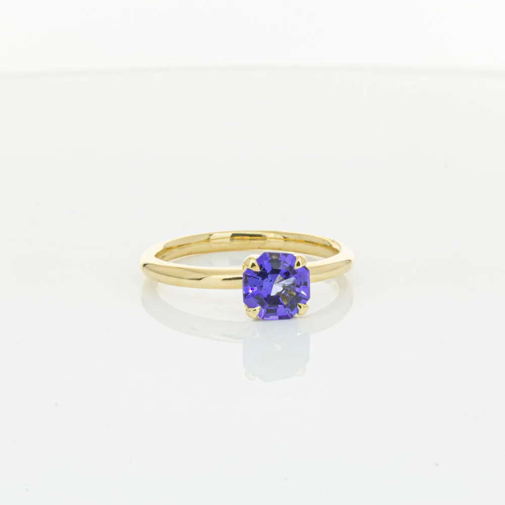 18ct Yellow Gold Tanzanite Mini Octavia Ring