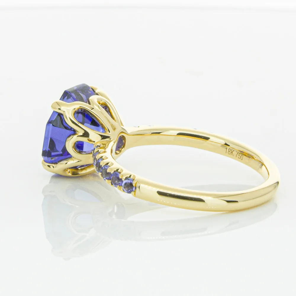18ct Yellow Gold Tanzanite Octavus Ring