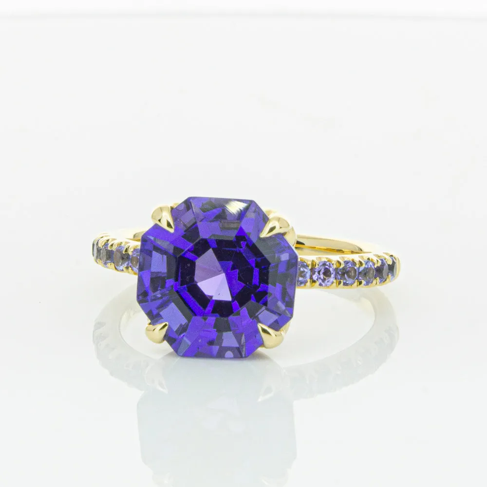 18ct Yellow Gold Tanzanite Octavus Ring