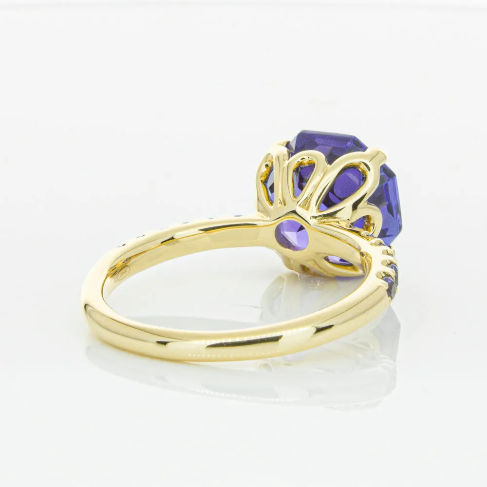18ct Yellow Gold Tanzanite Octavus Ring