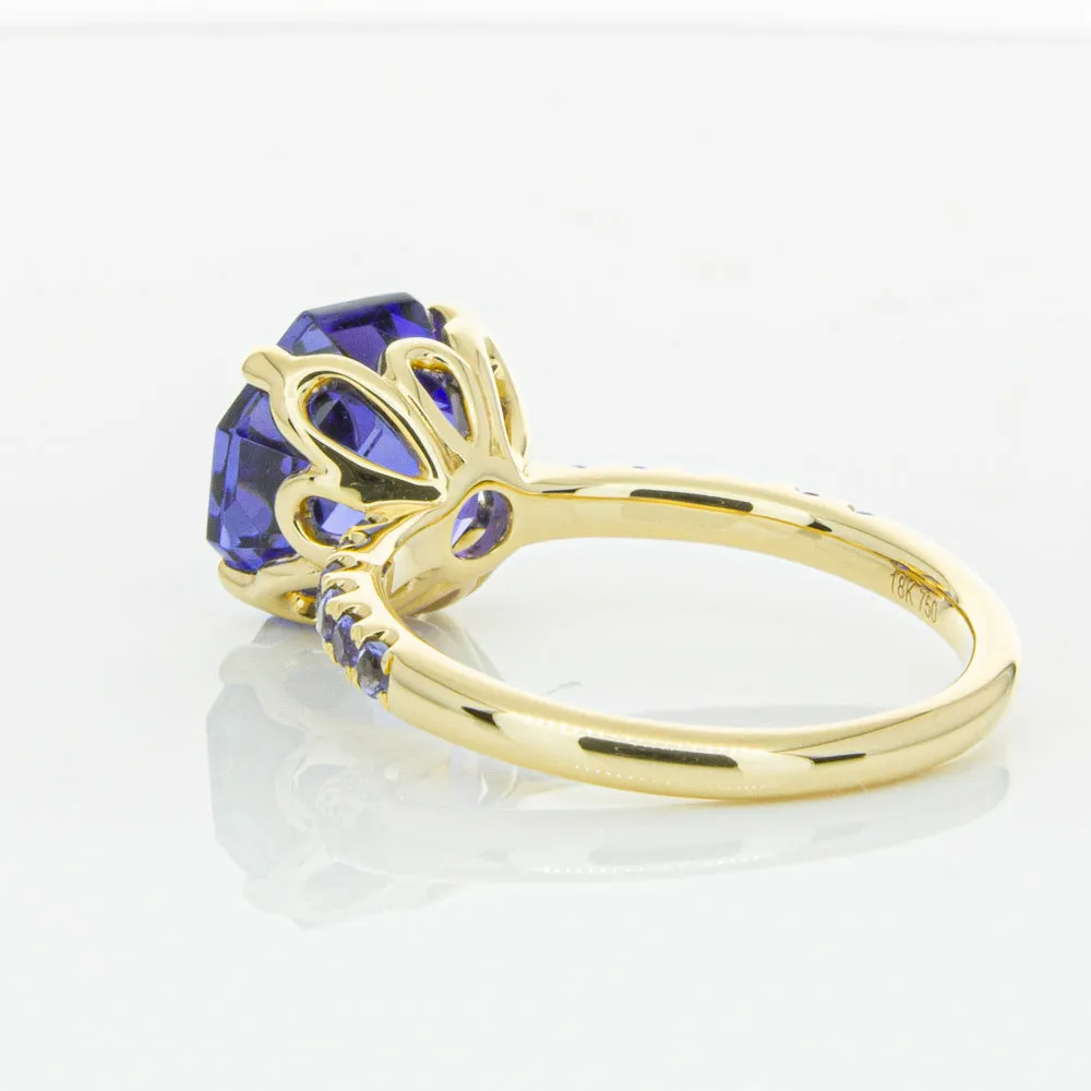 18ct Yellow Gold Tanzanite Octavus Ring