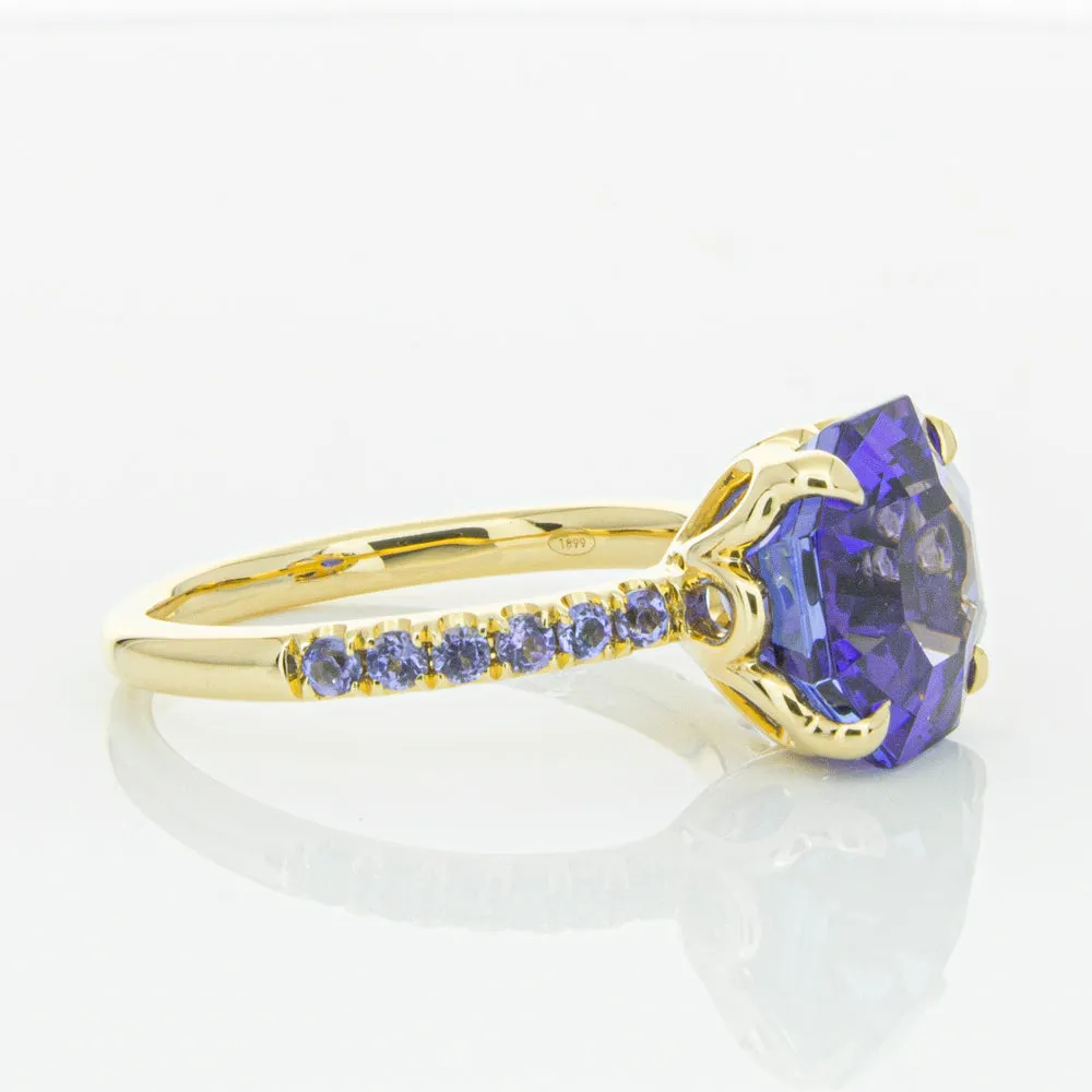 18ct Yellow Gold Tanzanite Octavus Ring