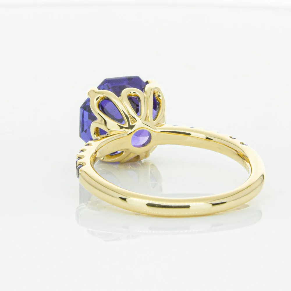 18ct Yellow Gold Tanzanite Octavus Ring