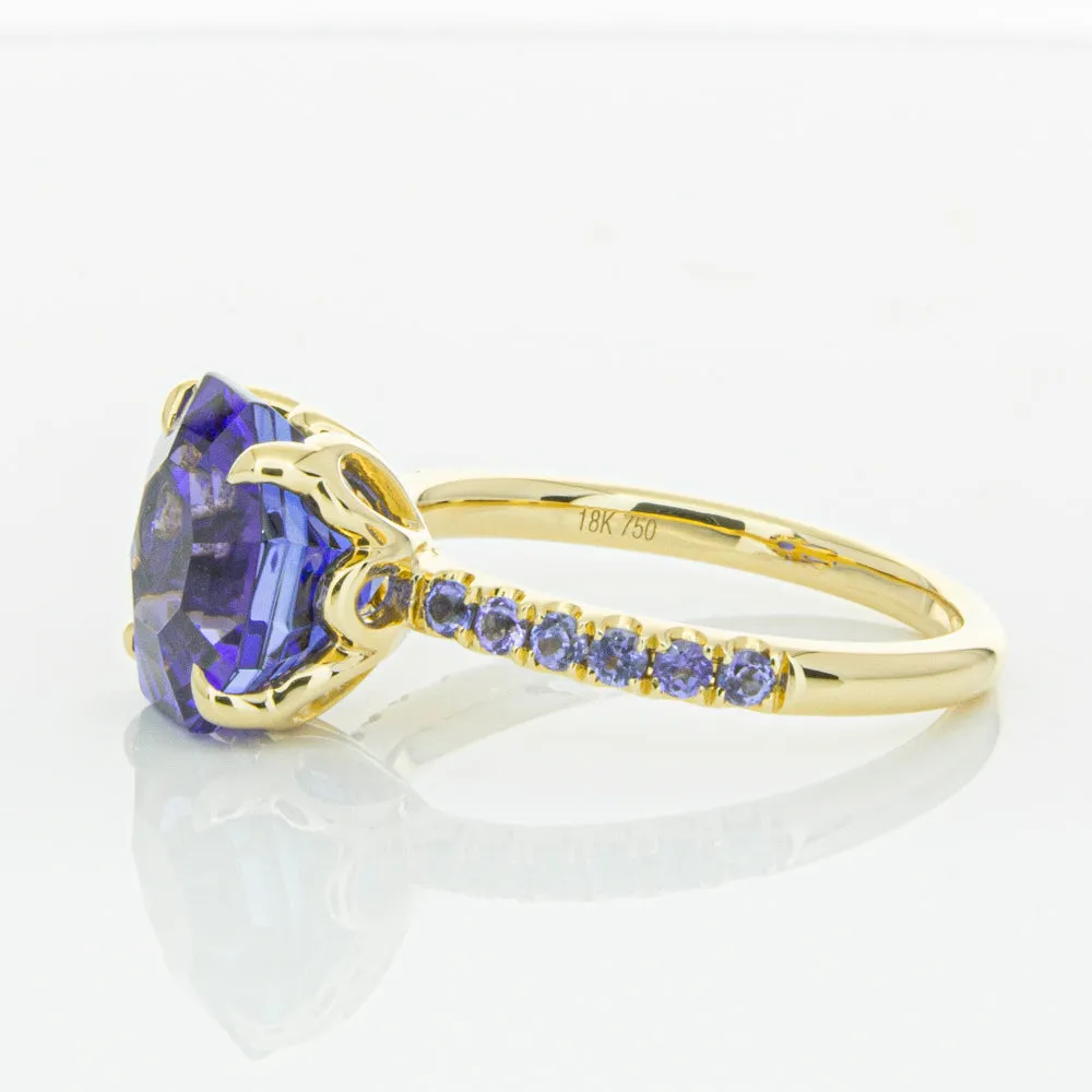 18ct Yellow Gold Tanzanite Octavus Ring