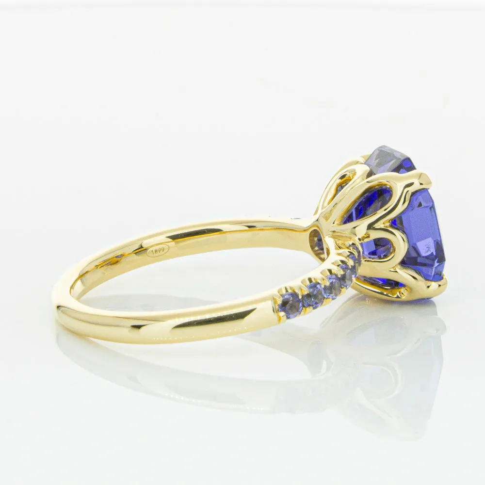 18ct Yellow Gold Tanzanite Octavus Ring