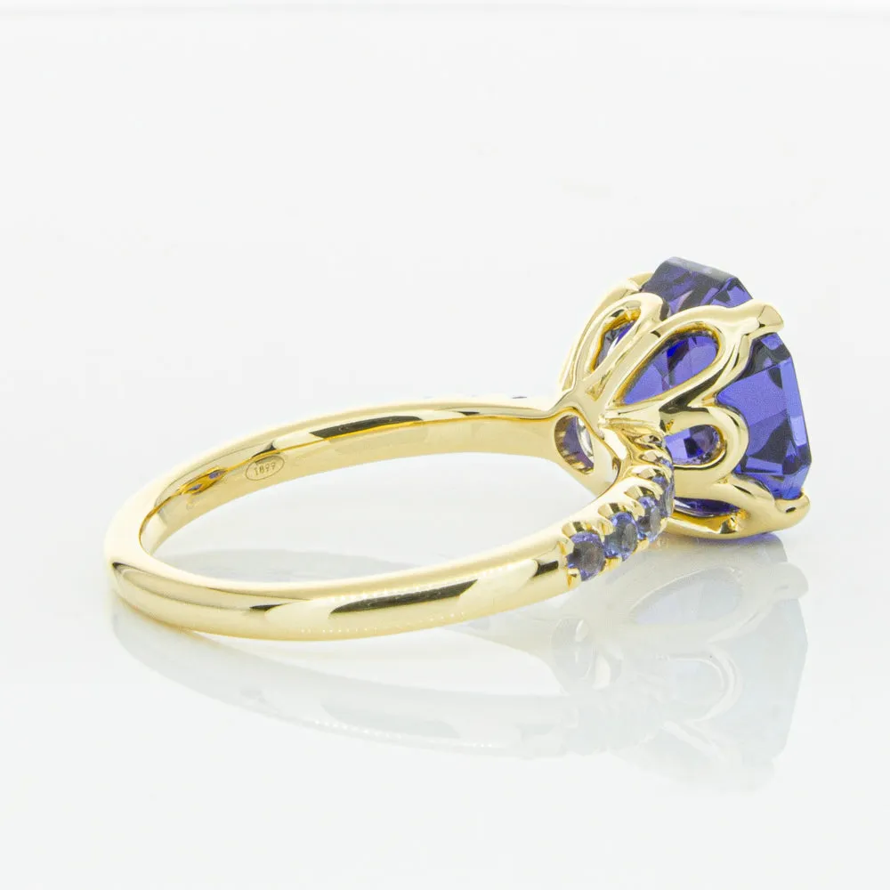 18ct Yellow Gold Tanzanite Octavus Ring