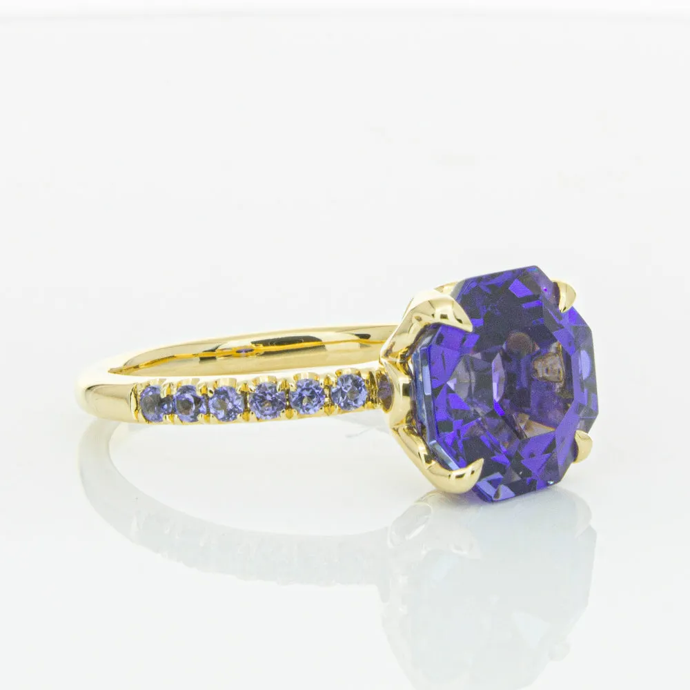 18ct Yellow Gold Tanzanite Octavus Ring