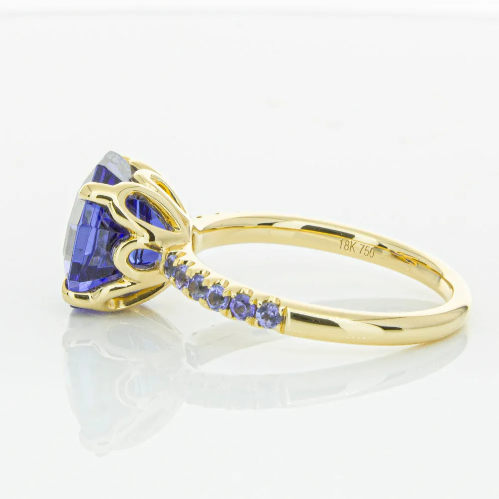 18ct Yellow Gold Tanzanite Octavus Ring