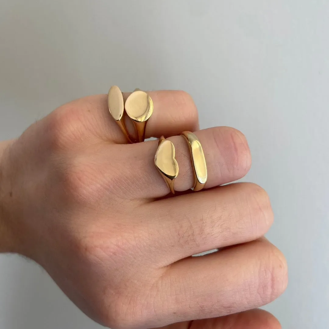 18K Yellow Gold Elongated Oval Signet Ring