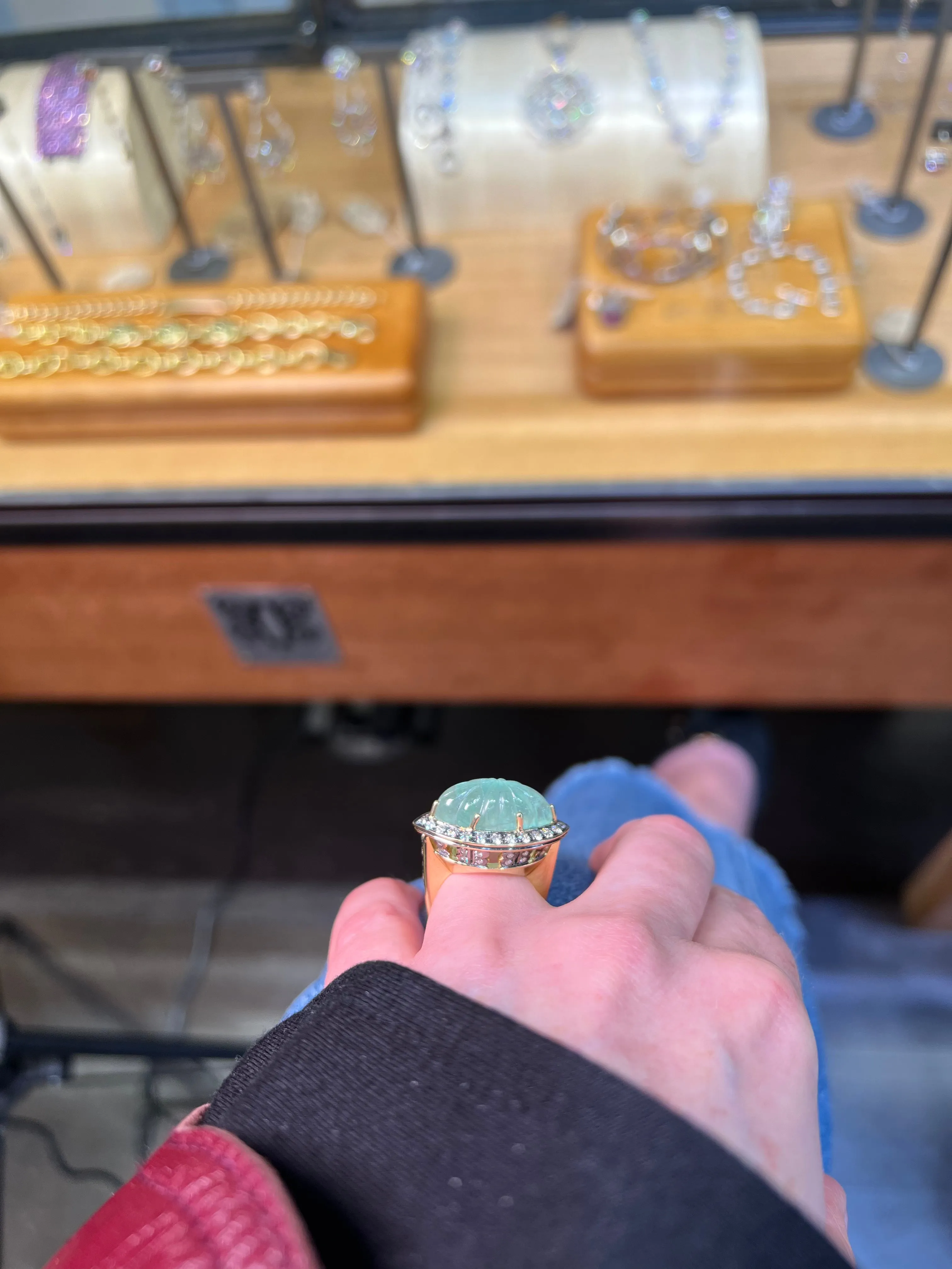 18kt Gold Carved Marquis Emerald Ring