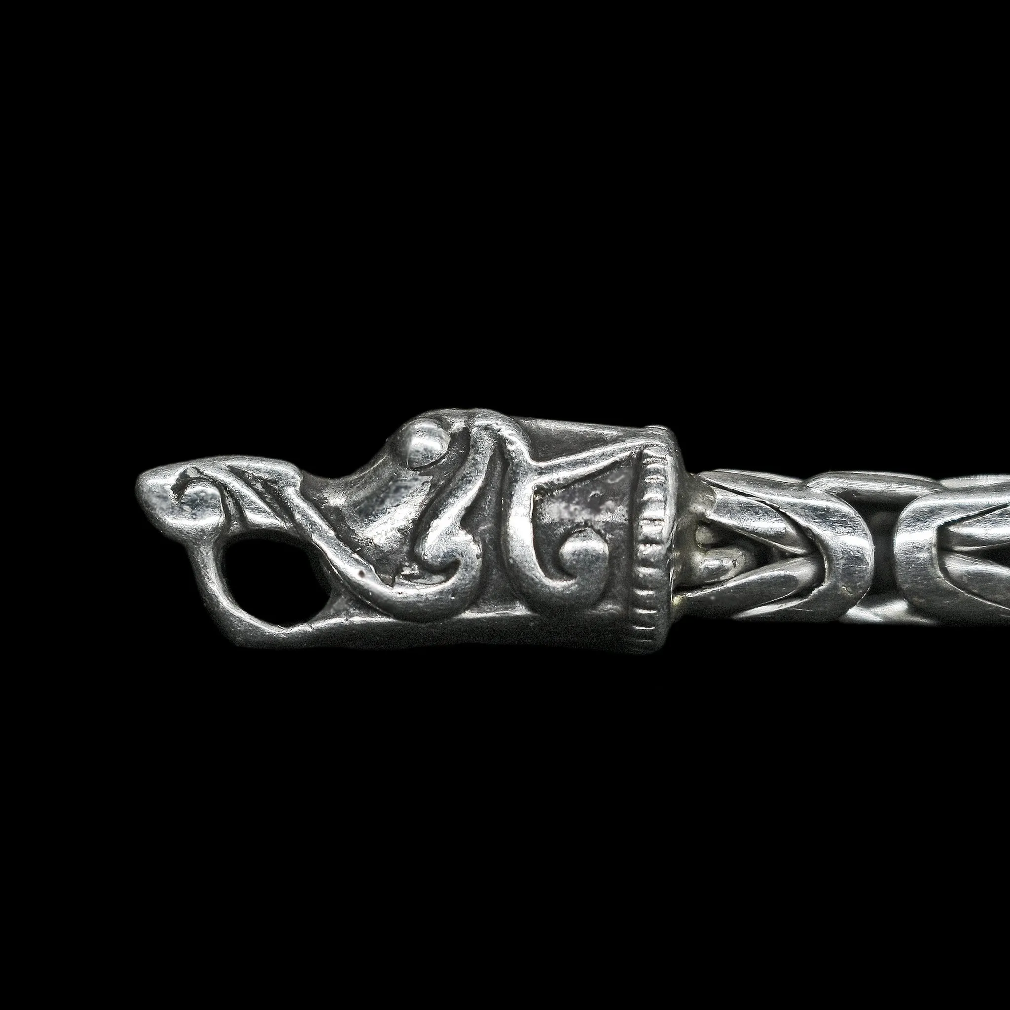 5mm Thick Silver King Chain Thors Hammer Necklace - Gotland Dragon Heads
