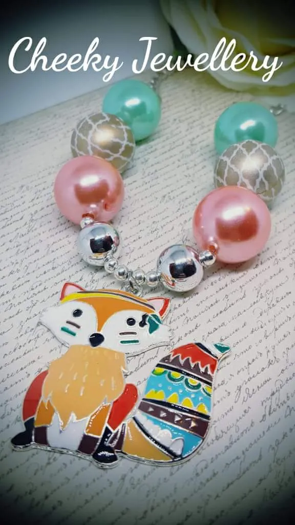 Bubblegum fox necklace
