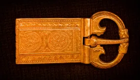 Buckle Quoit brooch style with belt tip - SA-10