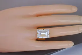 CRYSTAL SIGNET RING