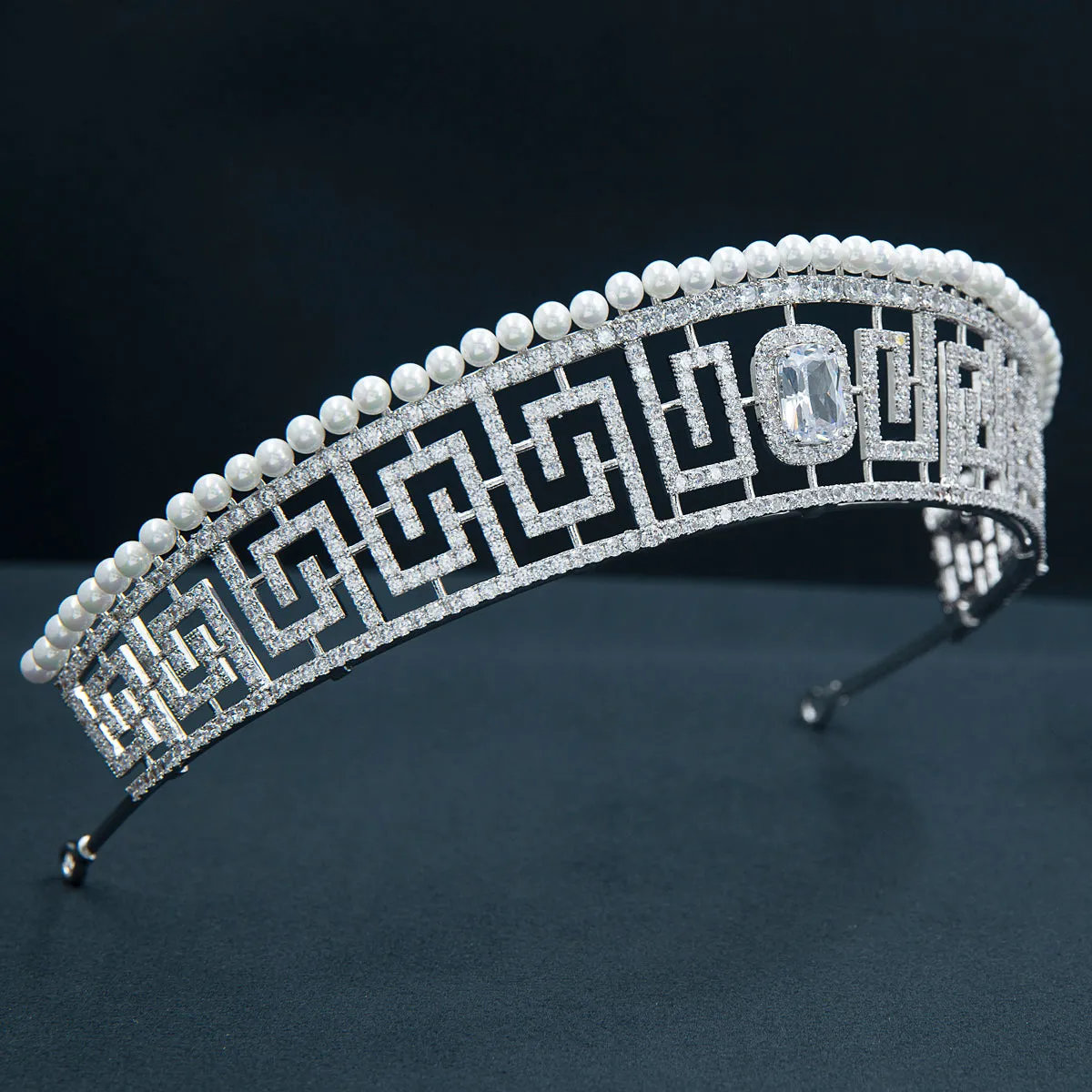 Cubic Zirconia Classic Tiara for Wedding,Pearls Crystal Tiaras Diadem for Bride CH10371