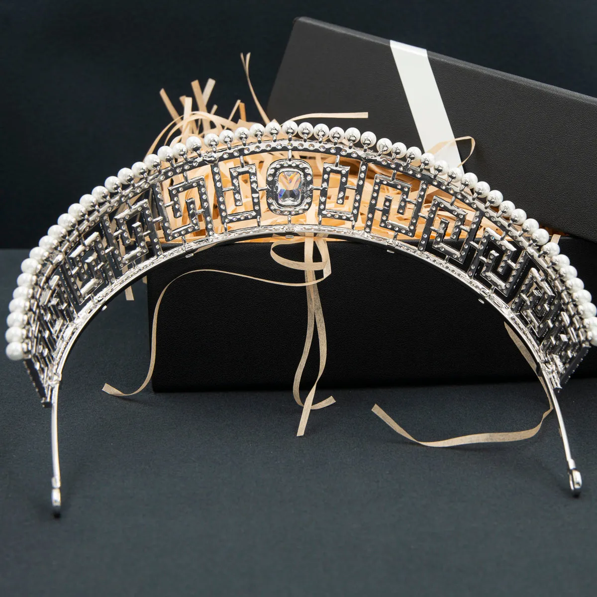 Cubic Zirconia Classic Tiara for Wedding,Pearls Crystal Tiaras Diadem for Bride CH10371
