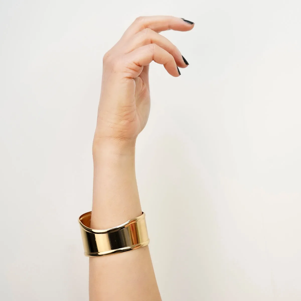 Cuff Bracelet Gold