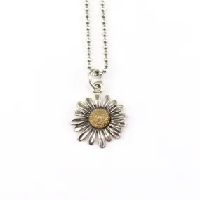 Daisy Necklace - Medium