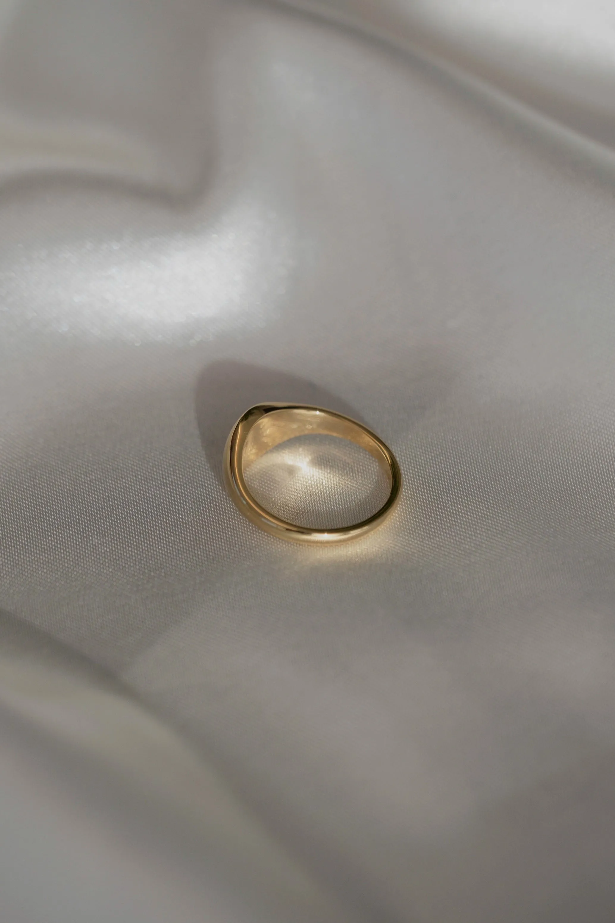 Daisy Sparkle Signet Ring