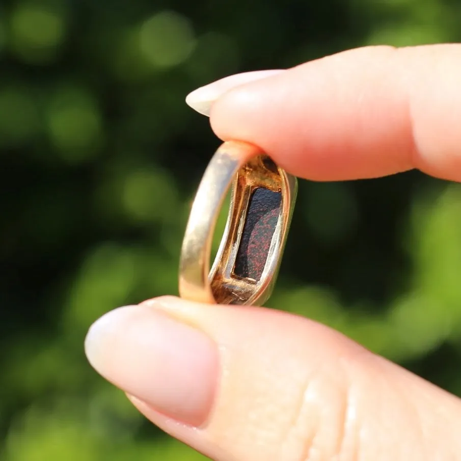 East West Set Bloodstone Signet Ring, 10ct Yellow Gold, size 8.5 or R