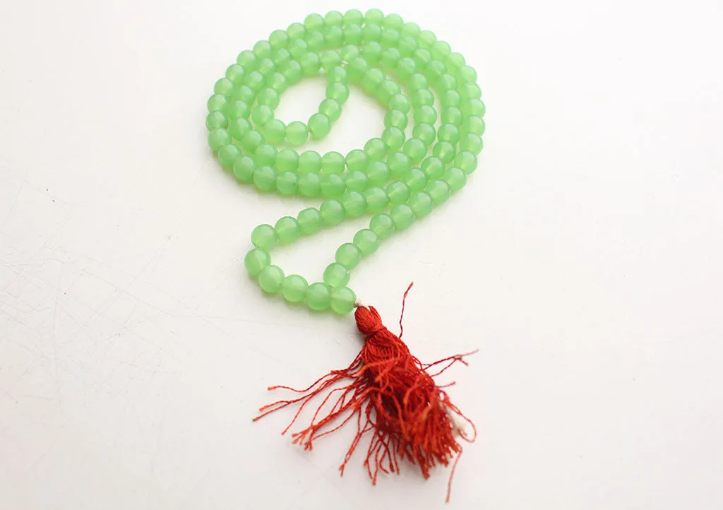 Elegant Mint Green Glass Beads Necklace