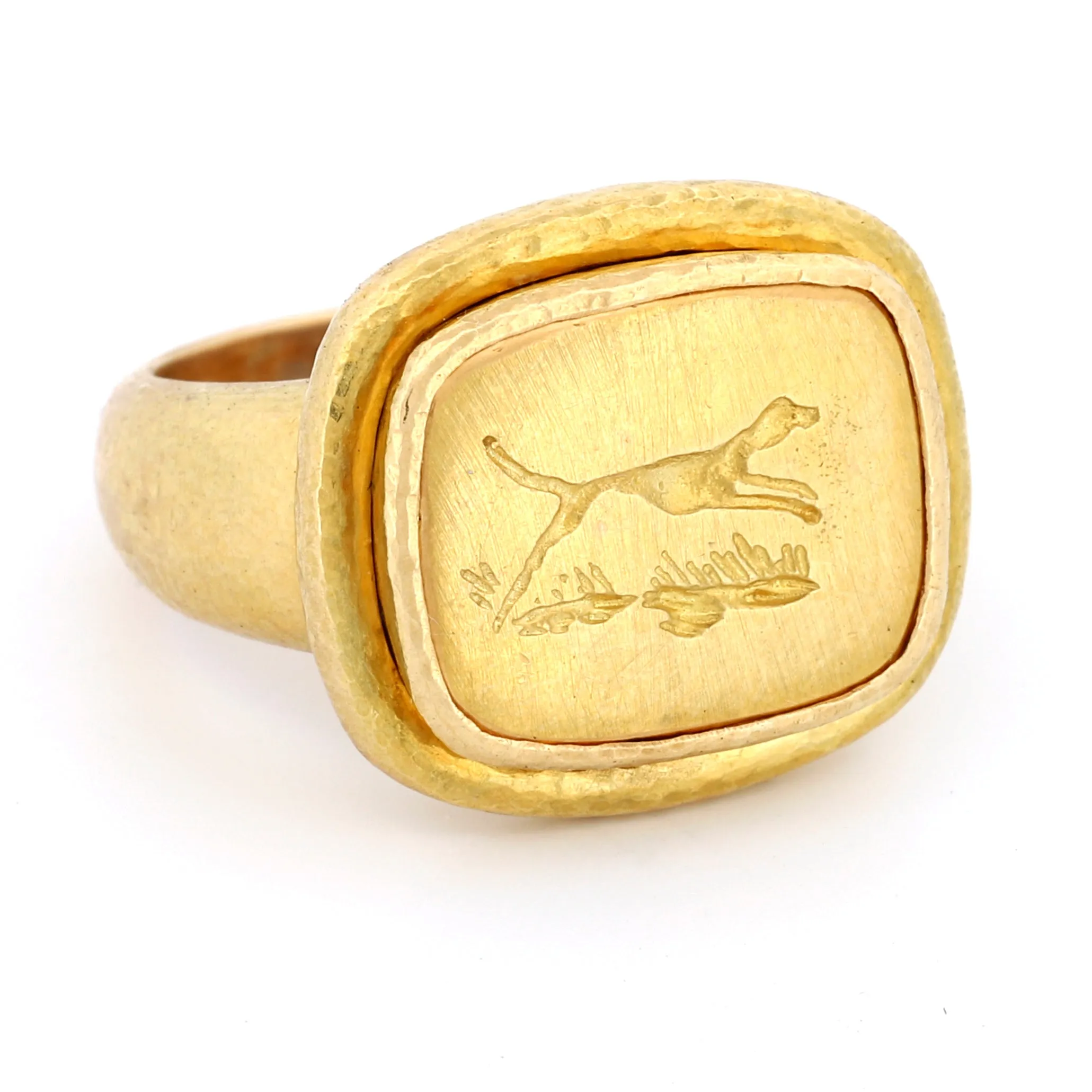 Elizabeth Locke 18k Gold Greyhound Signet Ring Hammered Texture