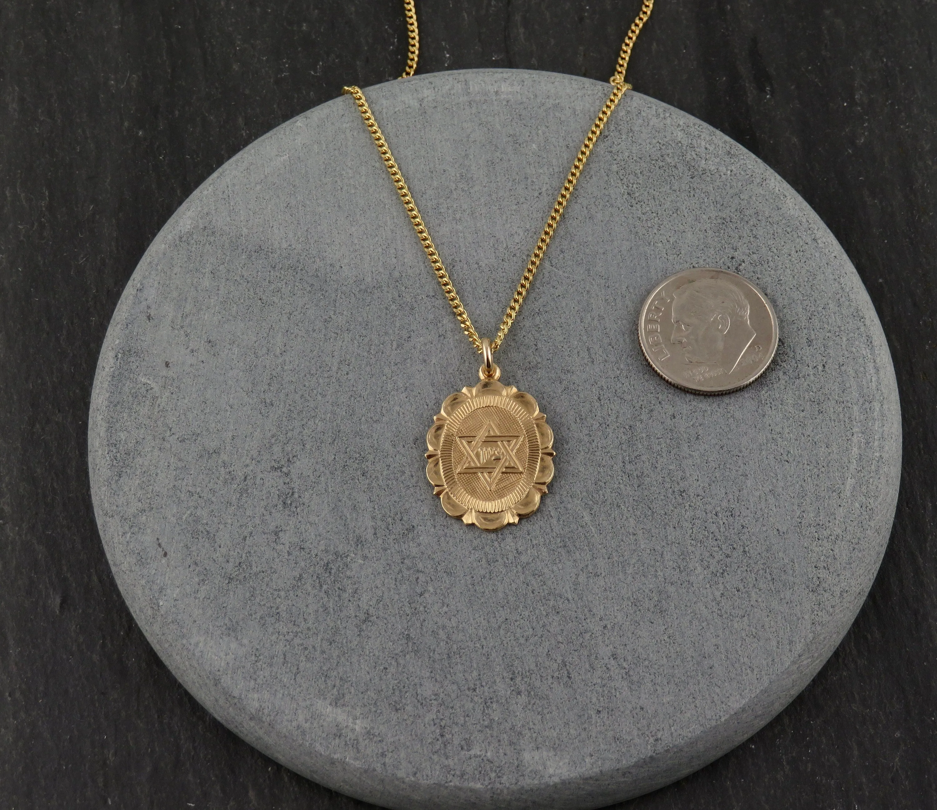 Fancy Star of David Oval Medallion Necklace - Gold
