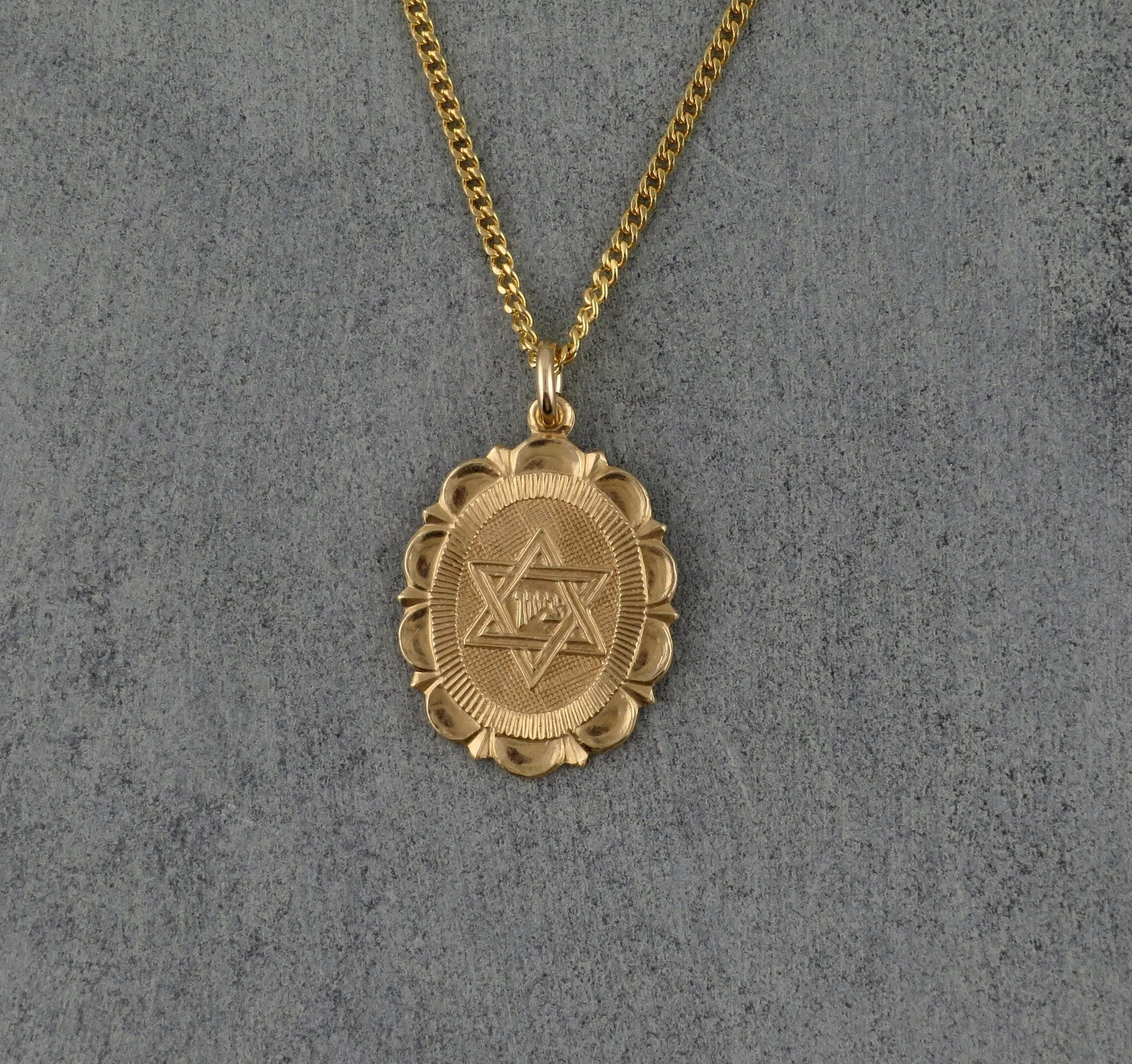 Fancy Star of David Oval Medallion Necklace - Gold