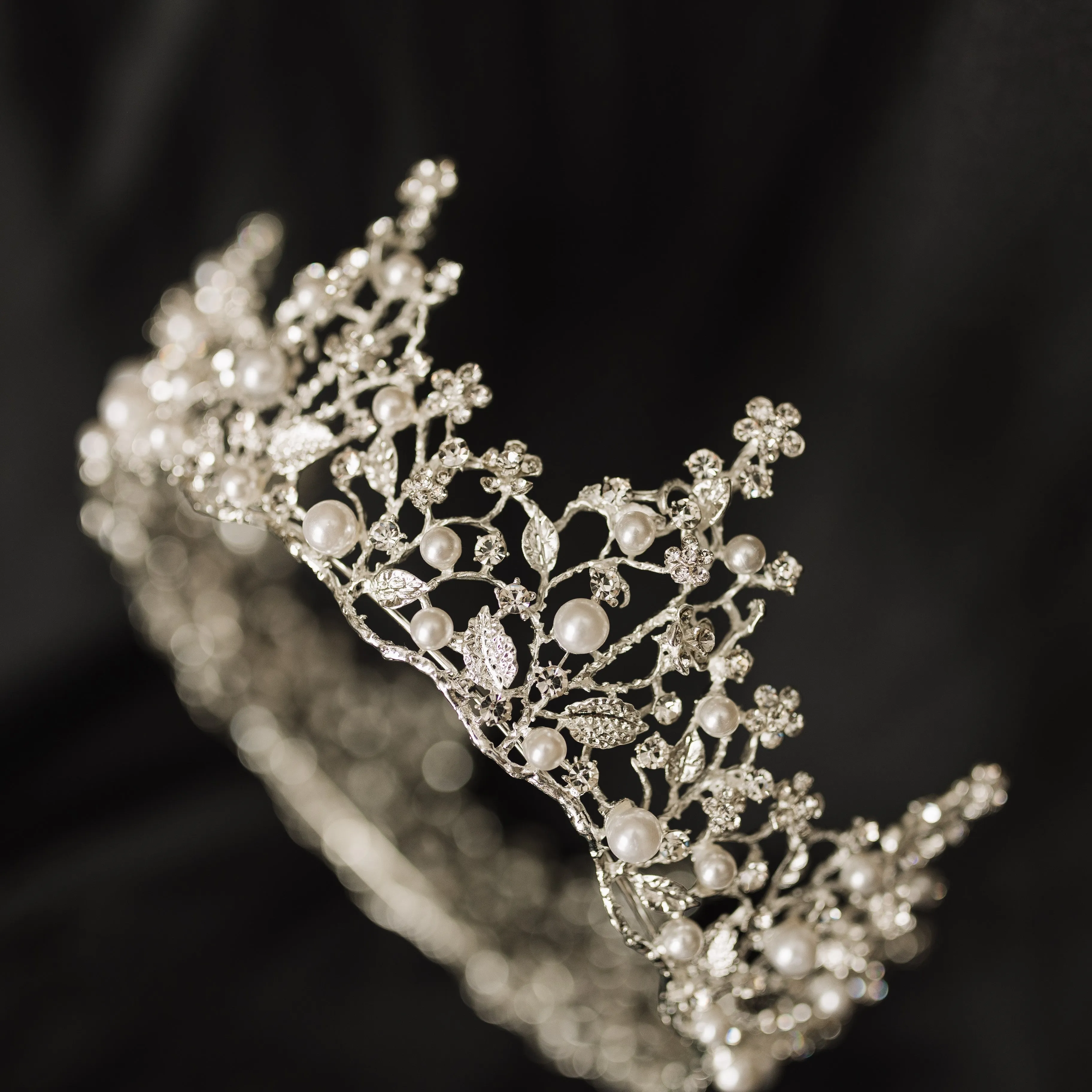 Gloria's Crown in Silver