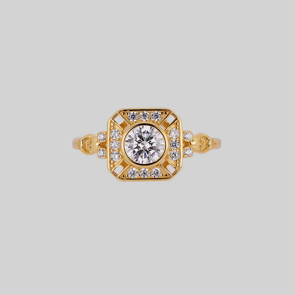 GRANDIOSE. Gothic Cubic Zirconia Cocktail Ring - Gold