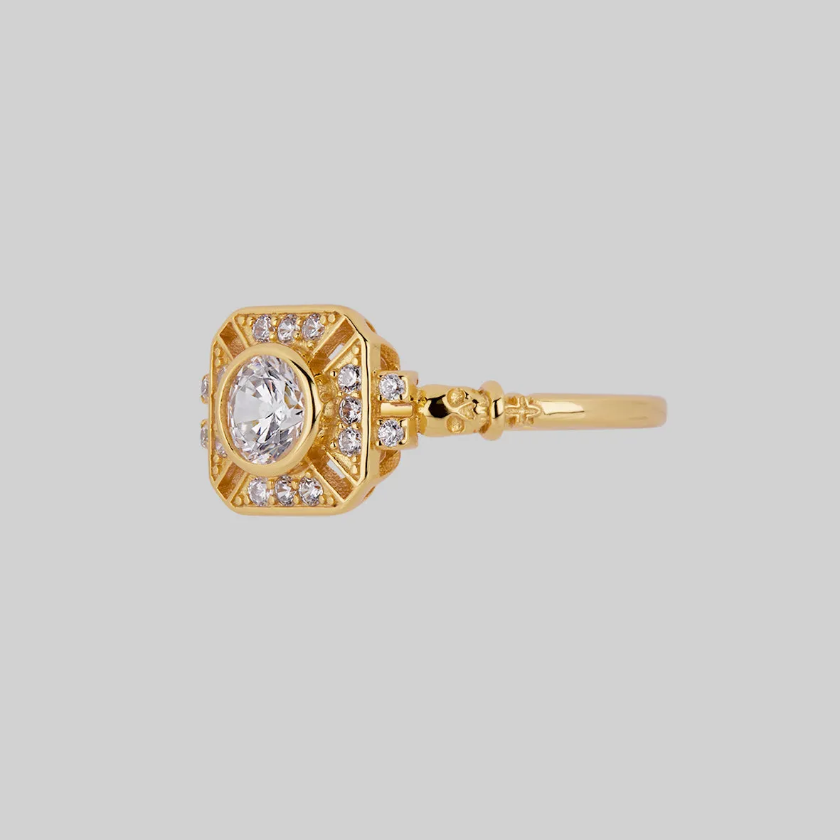 GRANDIOSE. Gothic Cubic Zirconia Cocktail Ring - Gold
