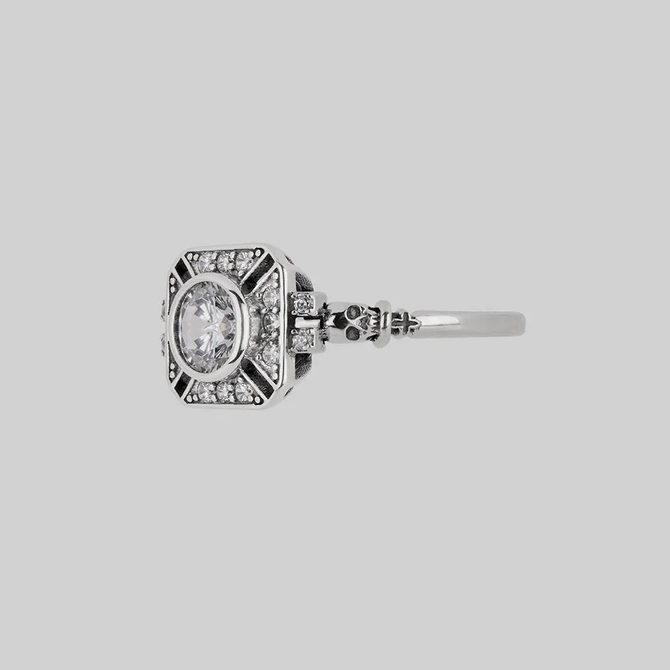 GRANDIOSE. Gothic Cubic Zirconia Cocktail Ring - Silver