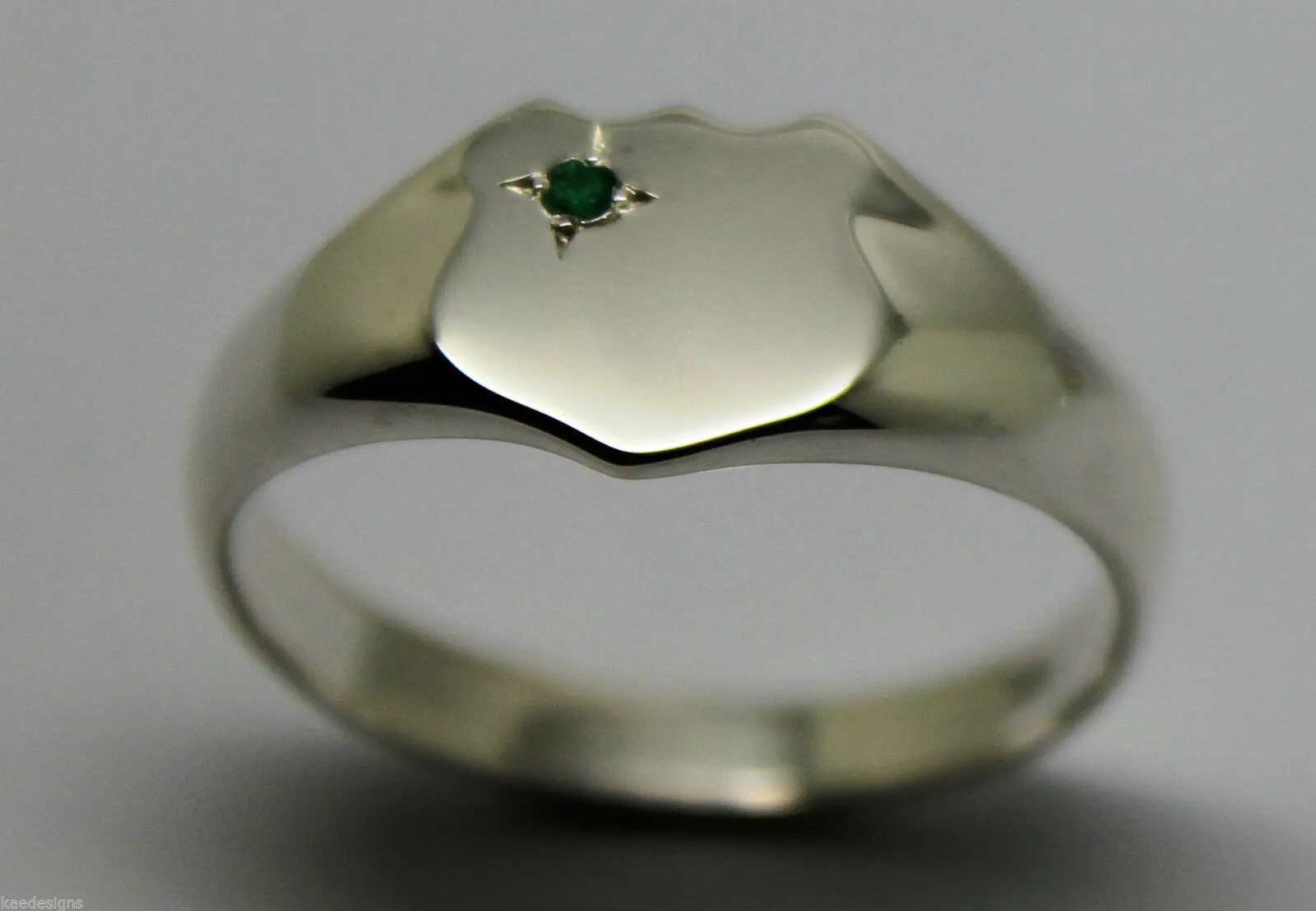Kaedesigns New Size S to Z Large Sterling Silver Shield Green Emerald Signet Ring