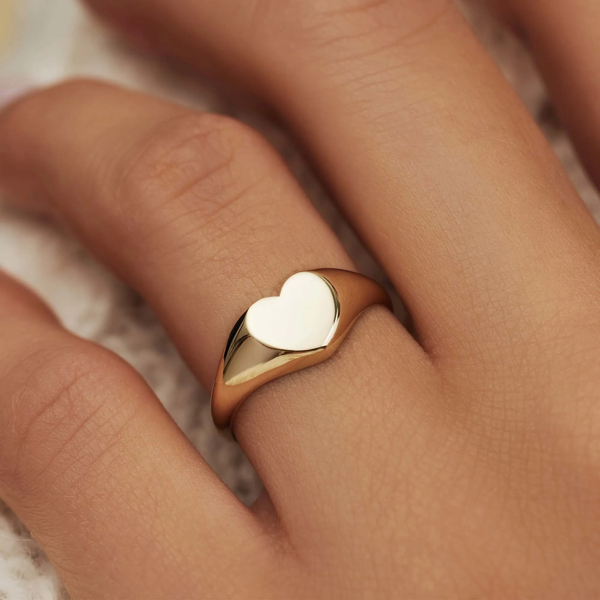 Le Marais Lauren 14 karat gold signet ring with heart