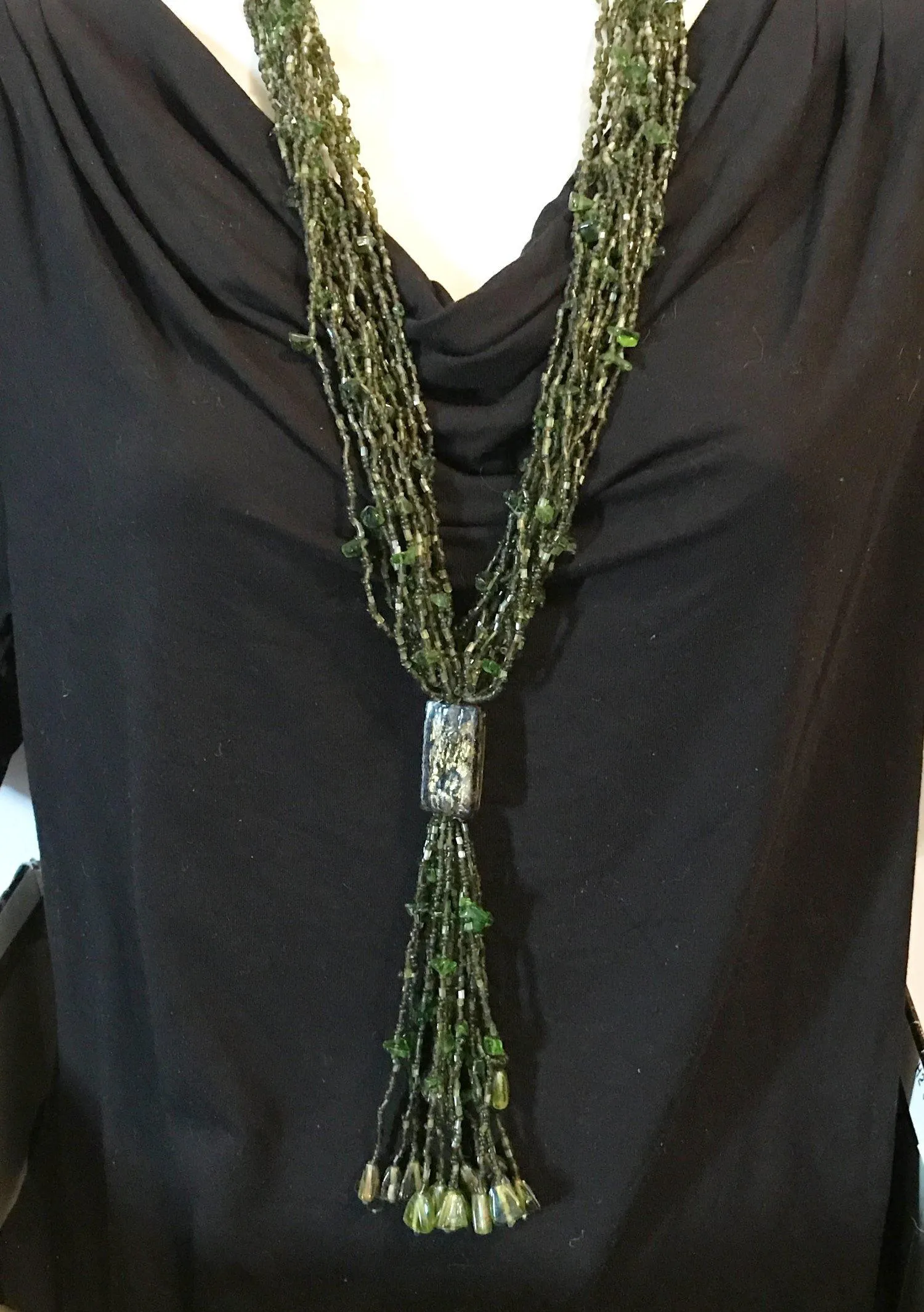Long 1920s-30s Green Multi Strand Glass Beads Necklace