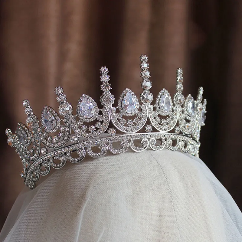 Magnetic Noble Pageant Tiara