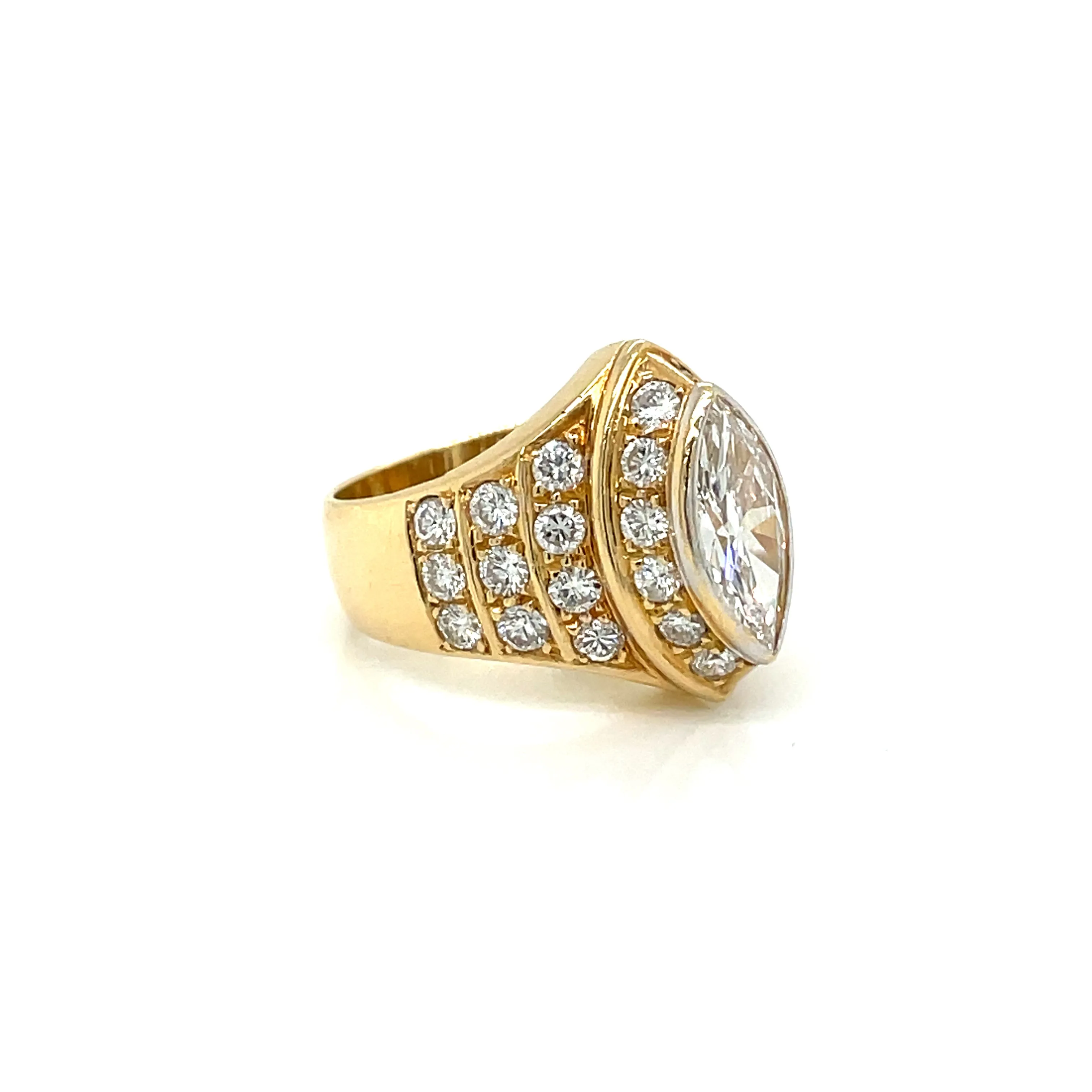 Massoni Rome Certified 1.92 Carat Marquise Diamond Bombe Cocktail Ring