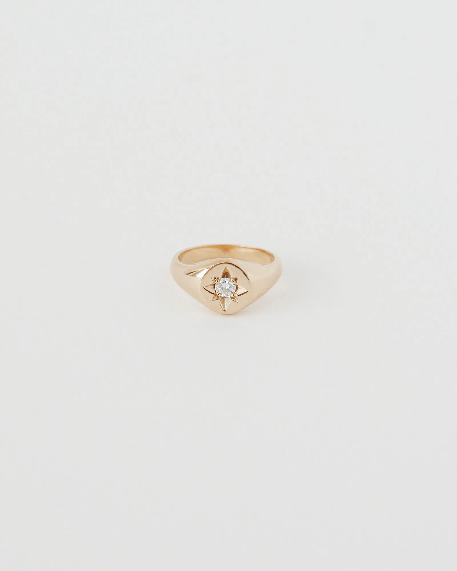 NOVA RING | MOISSANITE