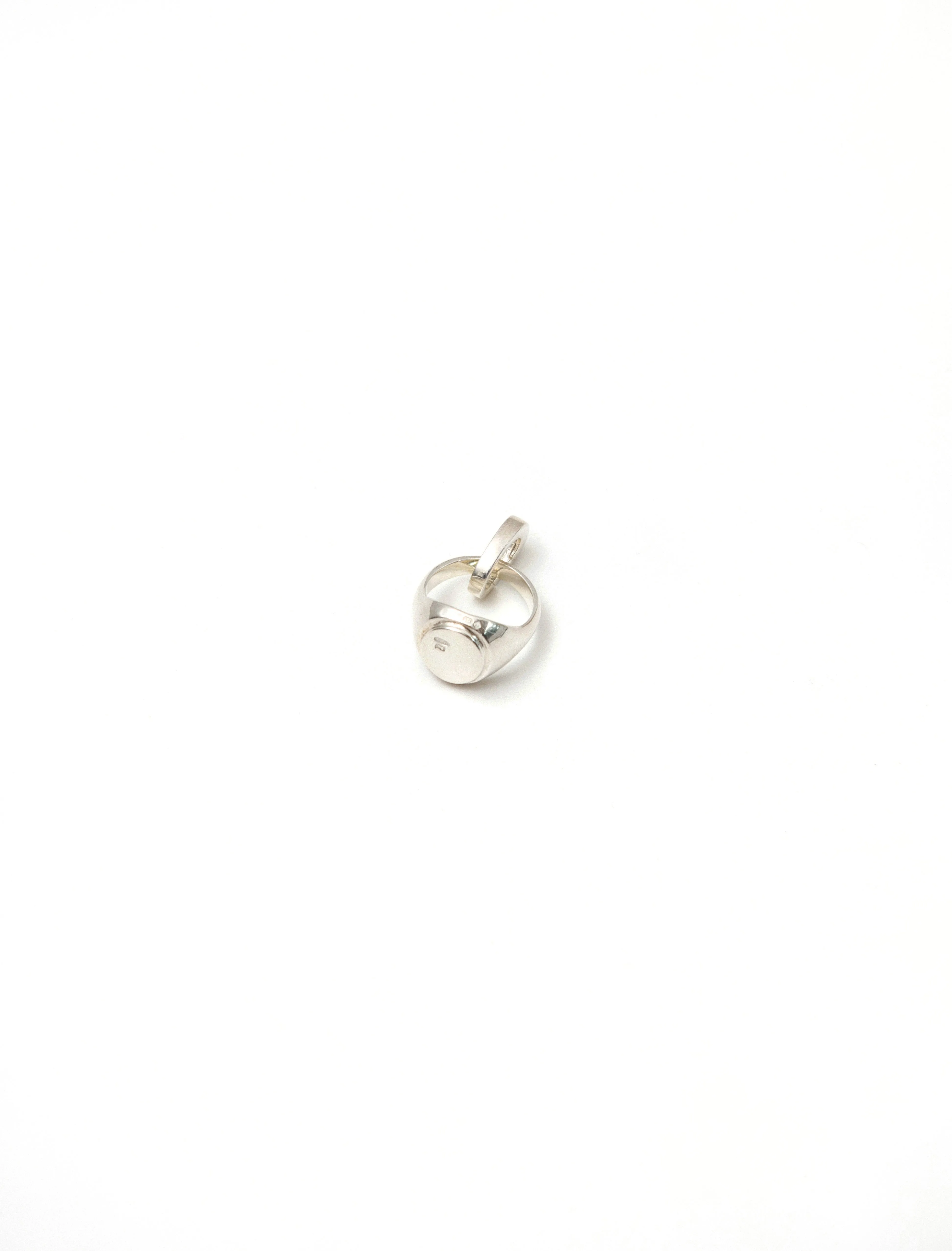 Signet Charm w/ Clasp Silver