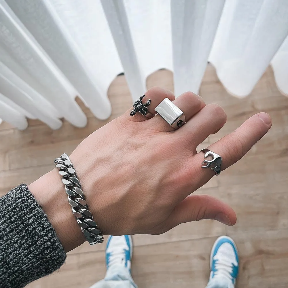 Statement Signet Ring