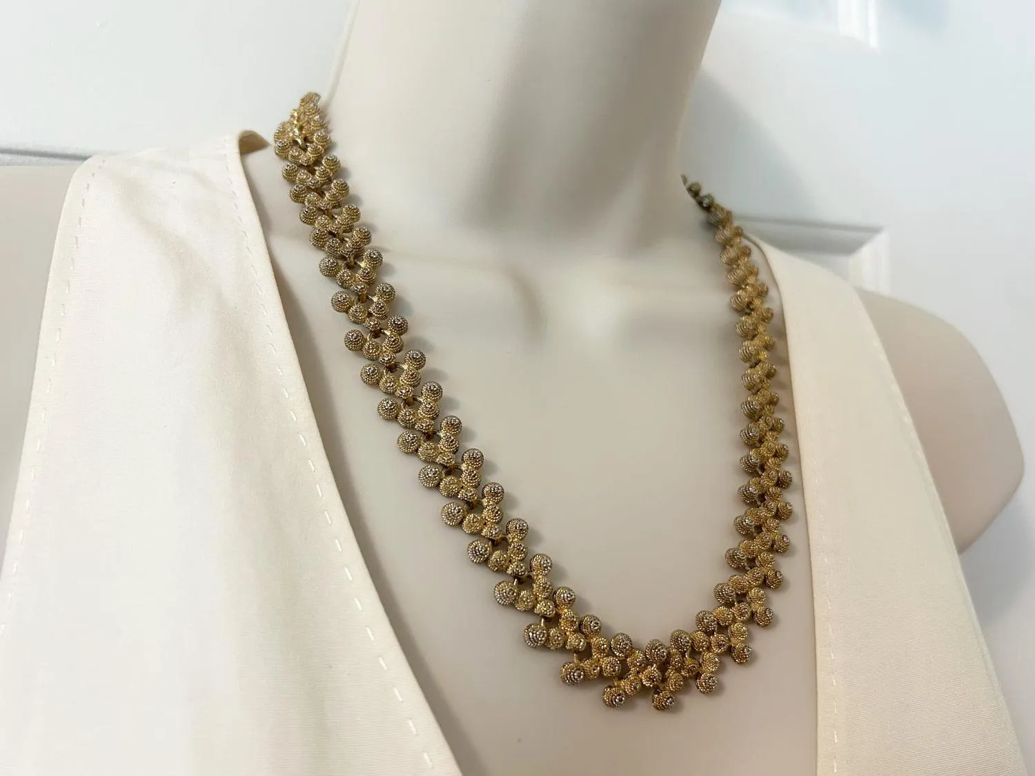Textured Golden Bead Vintage Necklace