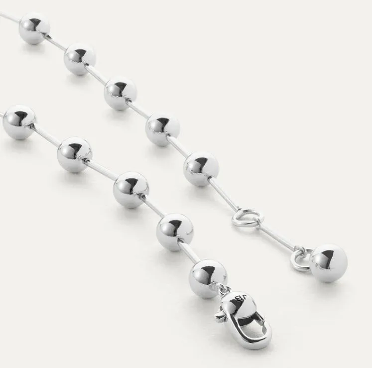 The Celeste Necklace in Silver
