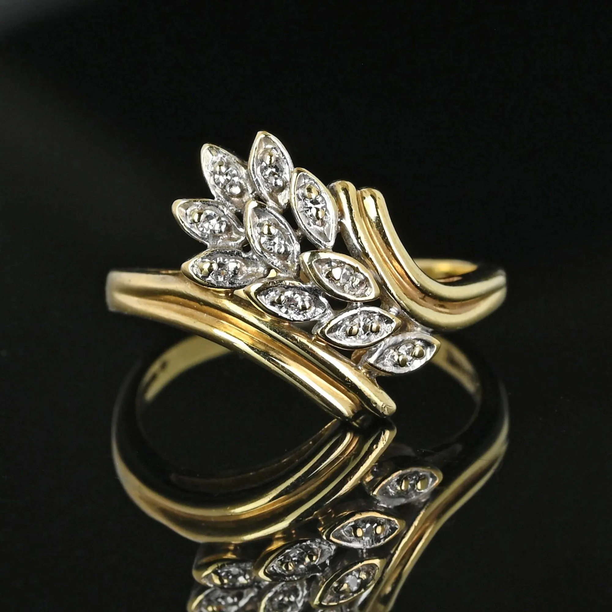 Vintage 10K Gold Bypass Diamond Leaf Ring