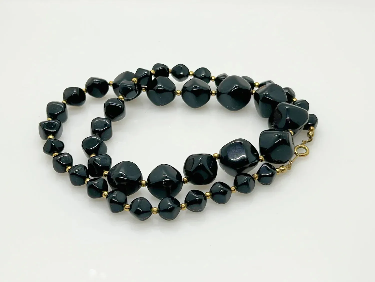 Vintage Avon "Modern Art" Graduated Chunky Black Bead Necklace (1986)