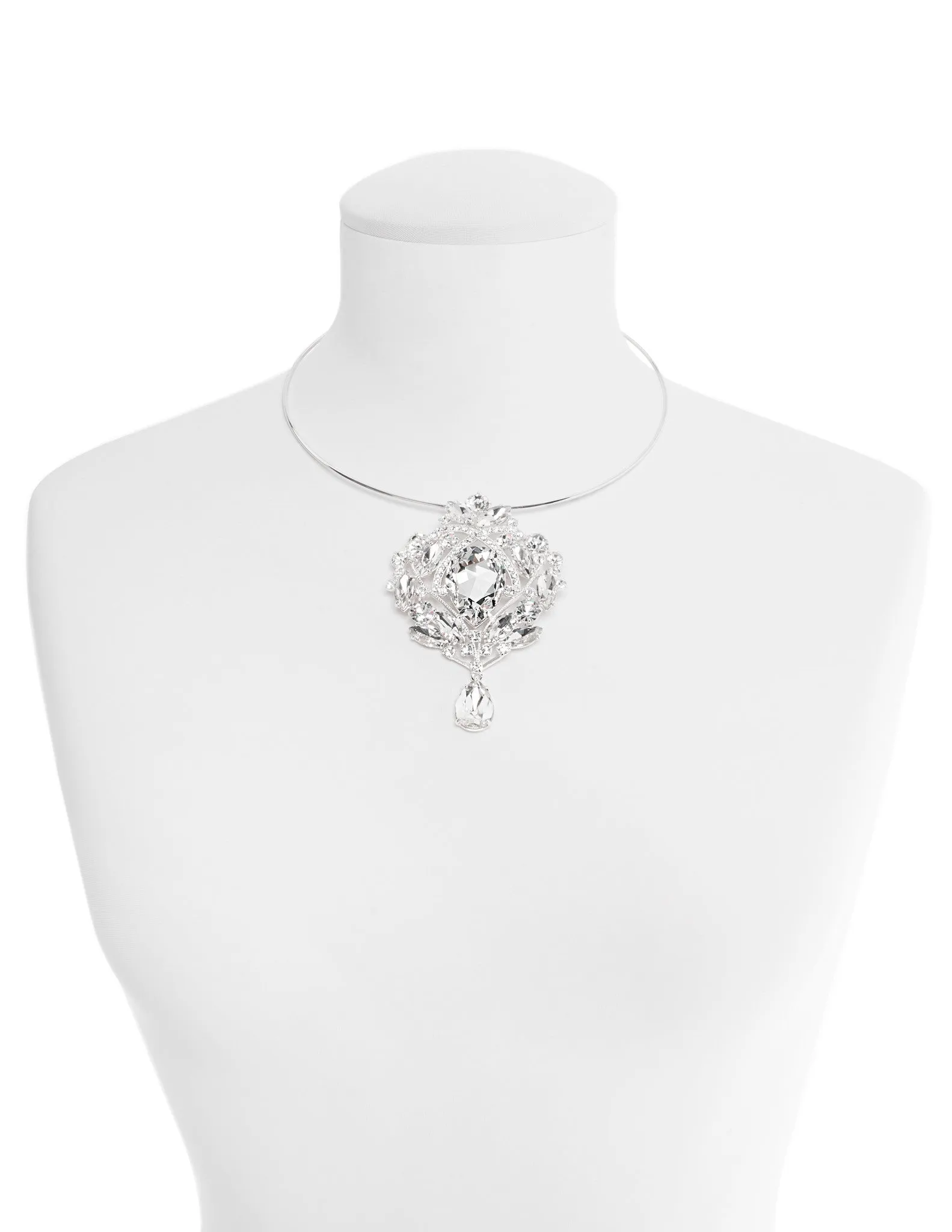 VINTAGE COLLAR STATEMENT NECKLACE & PIN