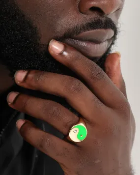 Wild For The Weekend Yin Yang Signet Ring (Large) Gold