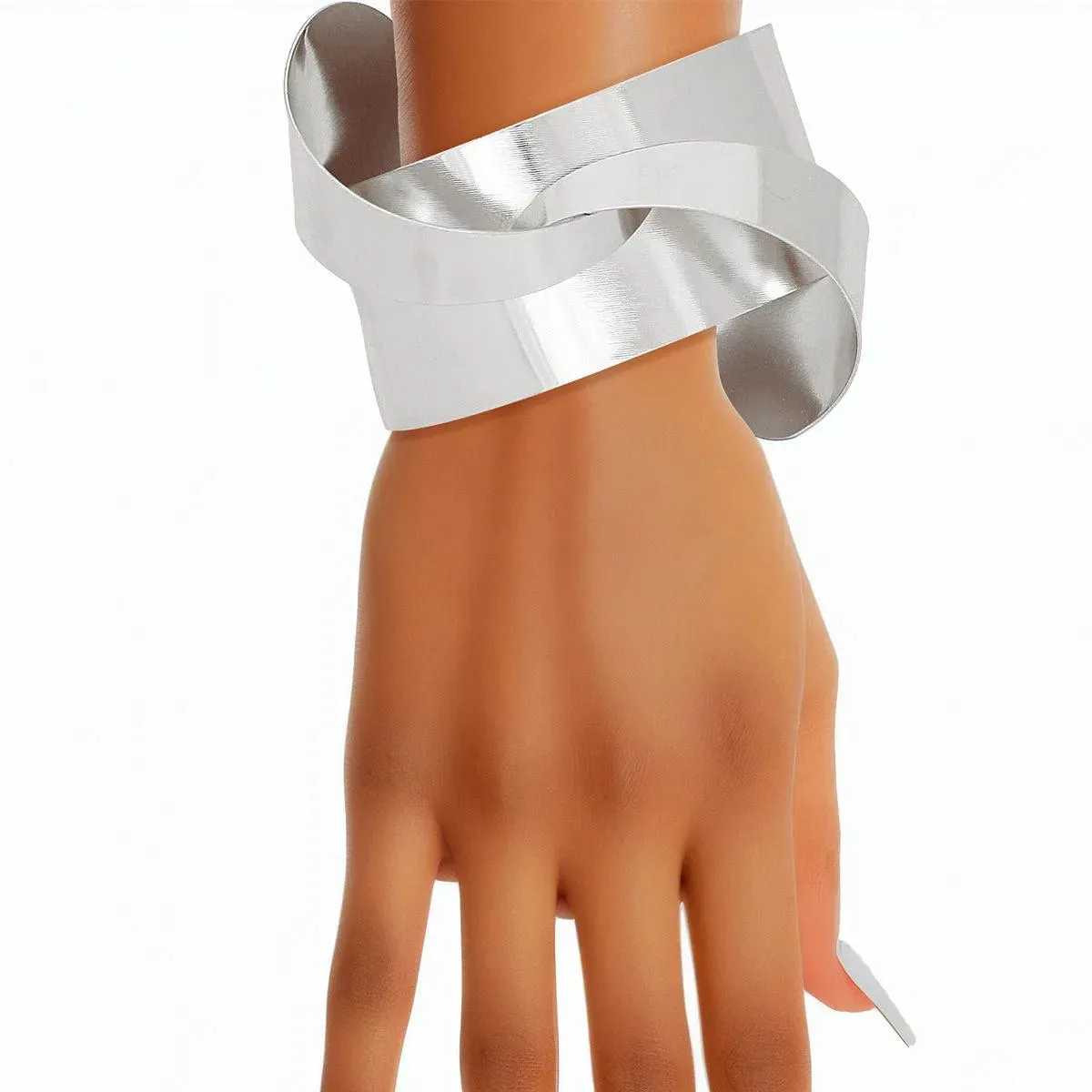 Women's Silver Cuff Bracelet: The Modern Accessory to Make a Statement